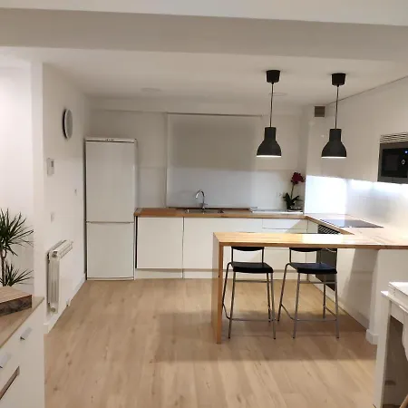 Vega- Parking Privado * Oviede