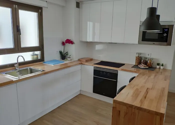 Vega- Parking Privado Apartamento *